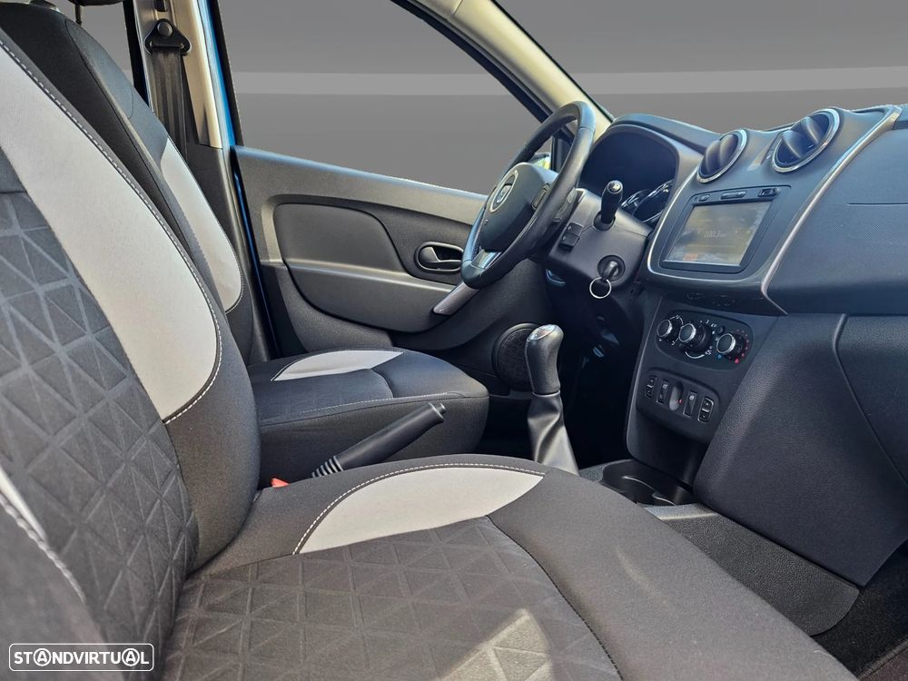 Dacia Sandero 0.9 TCe Stepway - 16
