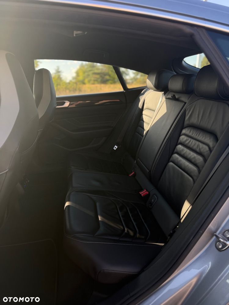 Volkswagen Arteon 2.0 TSI R-Line DSG - 28