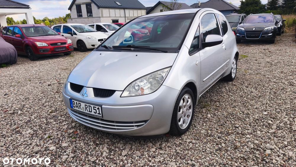 Mitsubishi Colt - 13