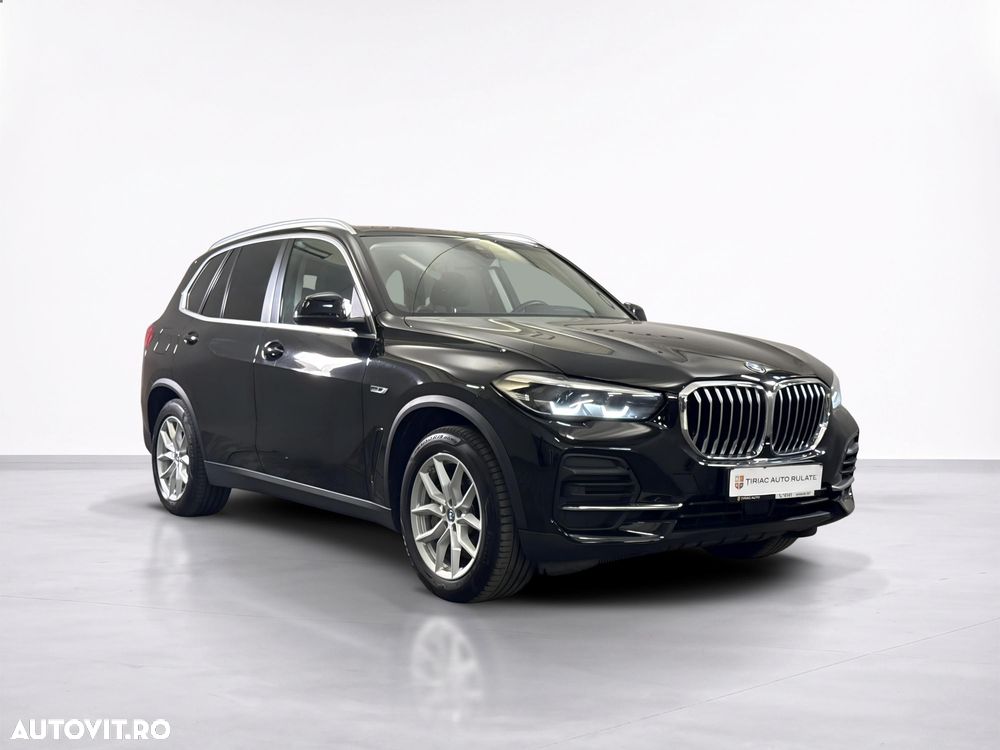 BMW X5 2022 — imagine 7