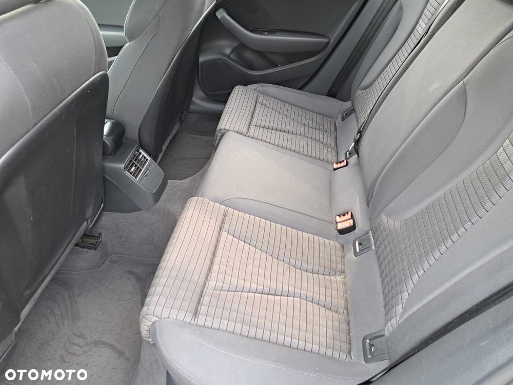 Audi A3 Sportback 30 TDI design - 11