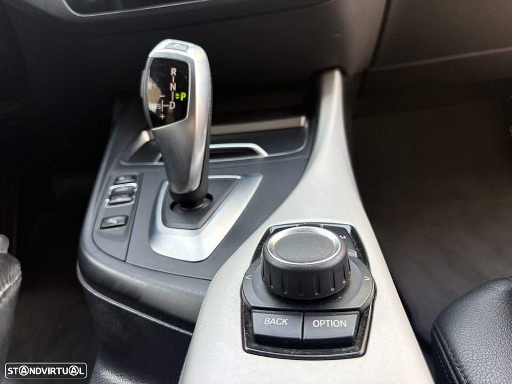 BMW 116 d Advantage Auto - 17