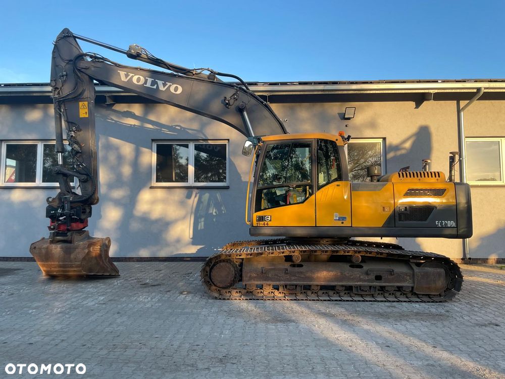 Volvo EC220DL - 6