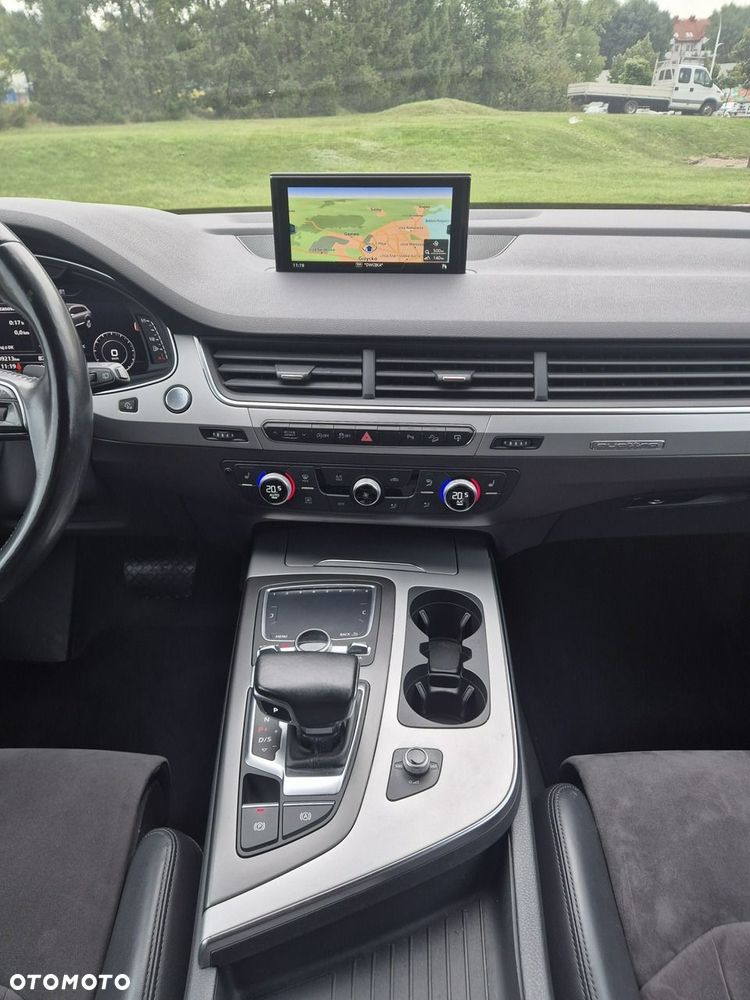 Audi Q7 3.0 TDI ultra Quattro Tiptronic - 17