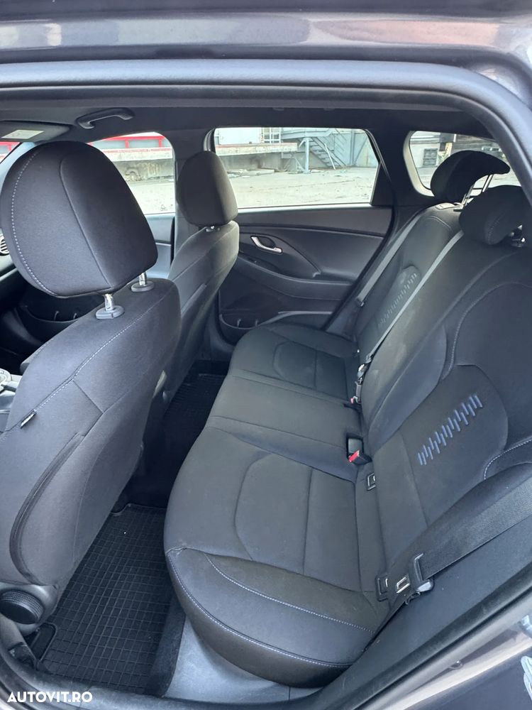 Hyundai i30 1.0 T-GDI 120CP 5DR M/T Launch Edition Highway - 13