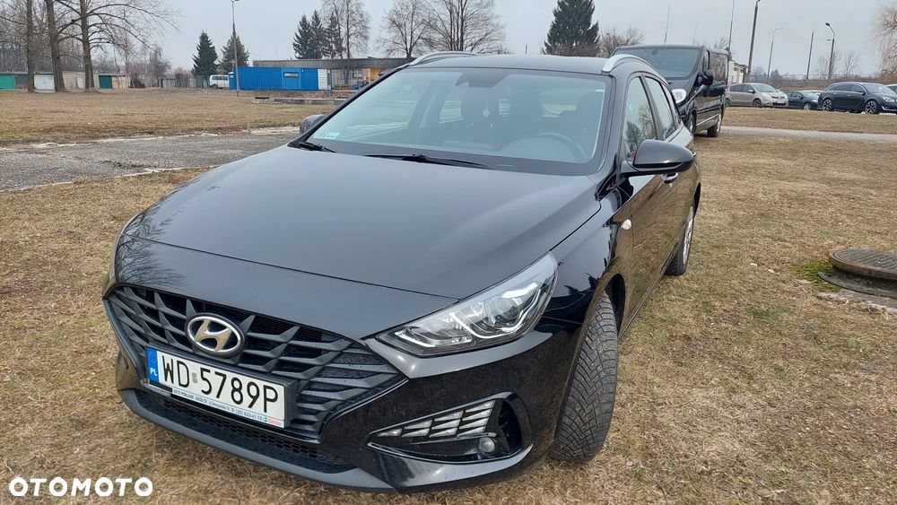 Hyundai i30 1.5 DPI Classic + - 8