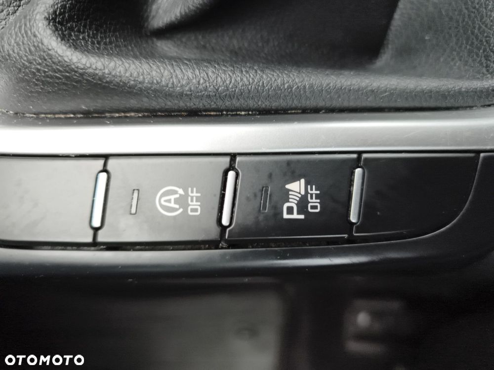 Kia XCeed 1.5 T-GDI M - 28