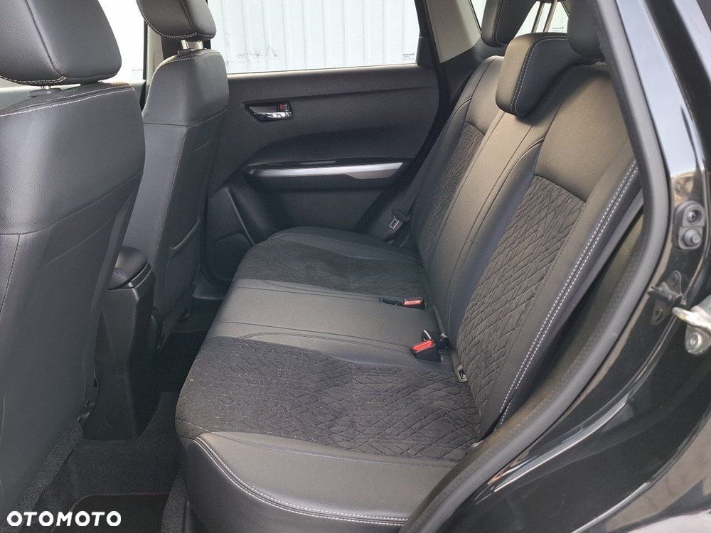 Suzuki Vitara - 12