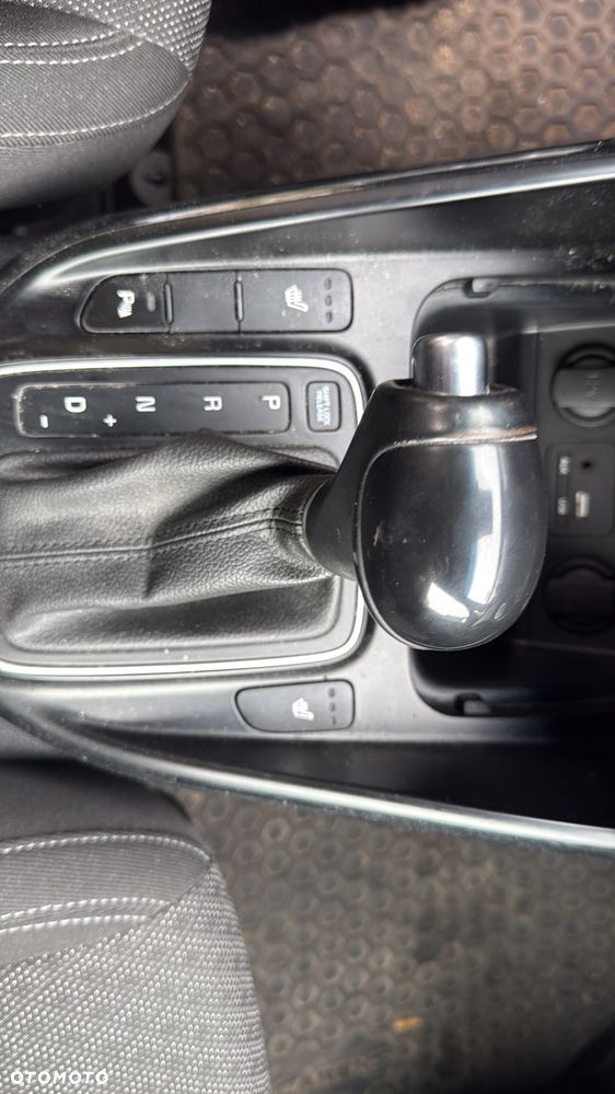 Kia Carens 2.0 GDI Automatik Edition 7 - 22