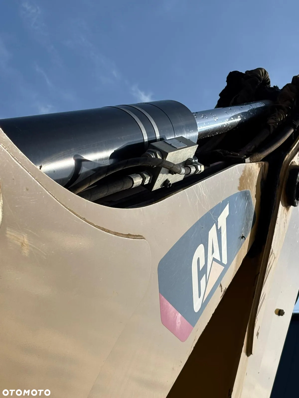 Caterpillar 432 - 20