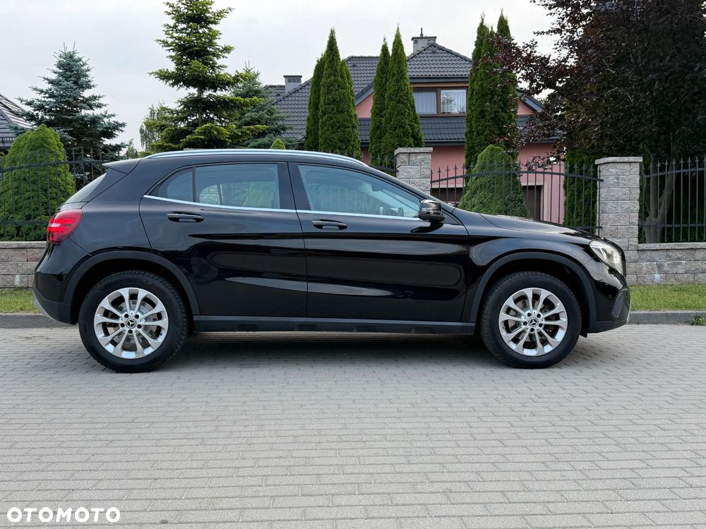 Mercedes-Benz GLA 180 (CDI) d Urban - 7