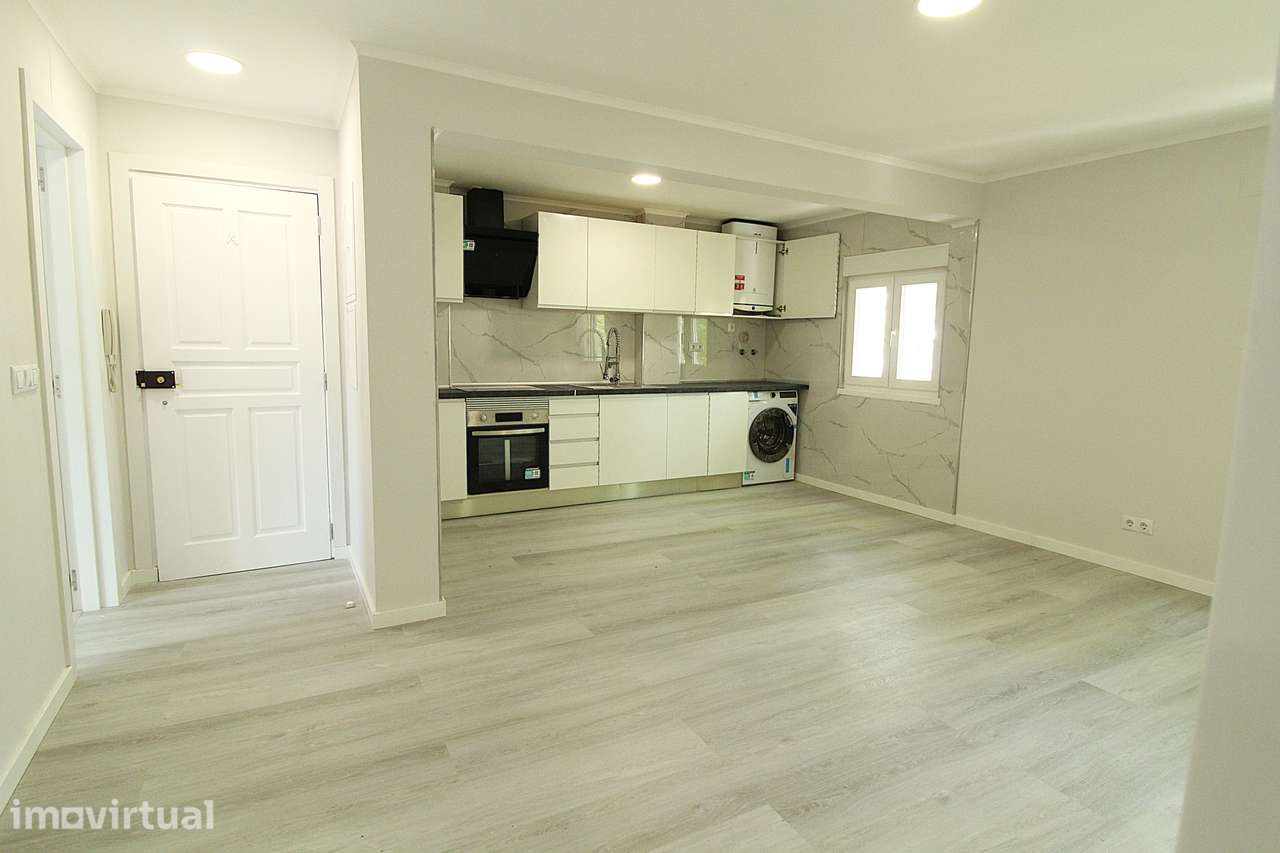 LARANJEIRO - Apartamento T3 - Grande imagem: 2/11