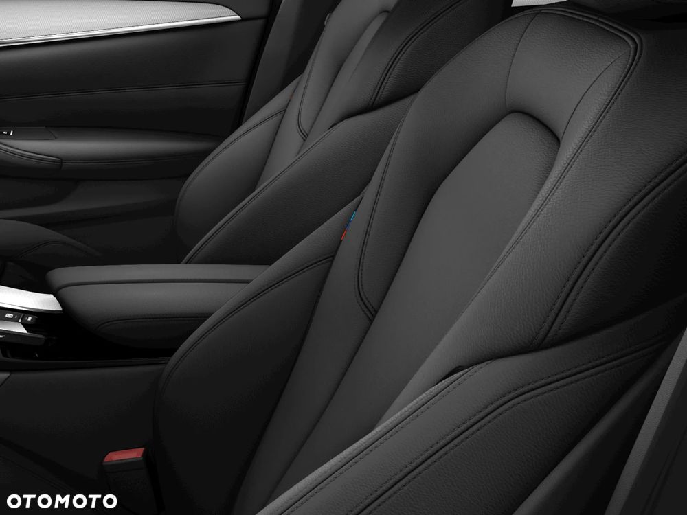 BMW Seria 5 520d xDrive mHEV M Sport sport - 9