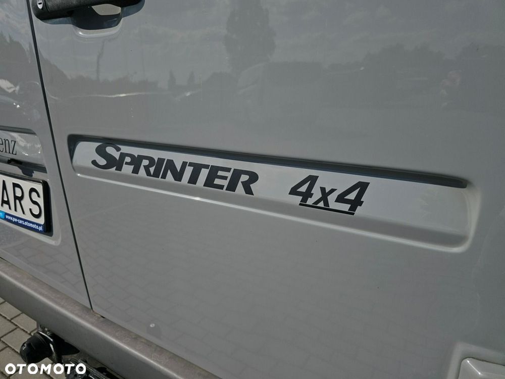 Mercedes-Benz Sprinter - 21