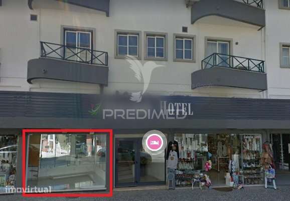 Loja situada na rua da Rainha Santa Isabel, Fátima - Grande imagem: 2/6