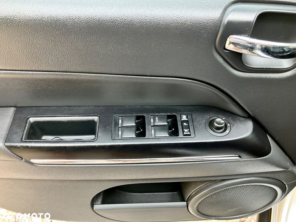 Jeep Compass 2.4I 4x4 Automatik Limited - 24