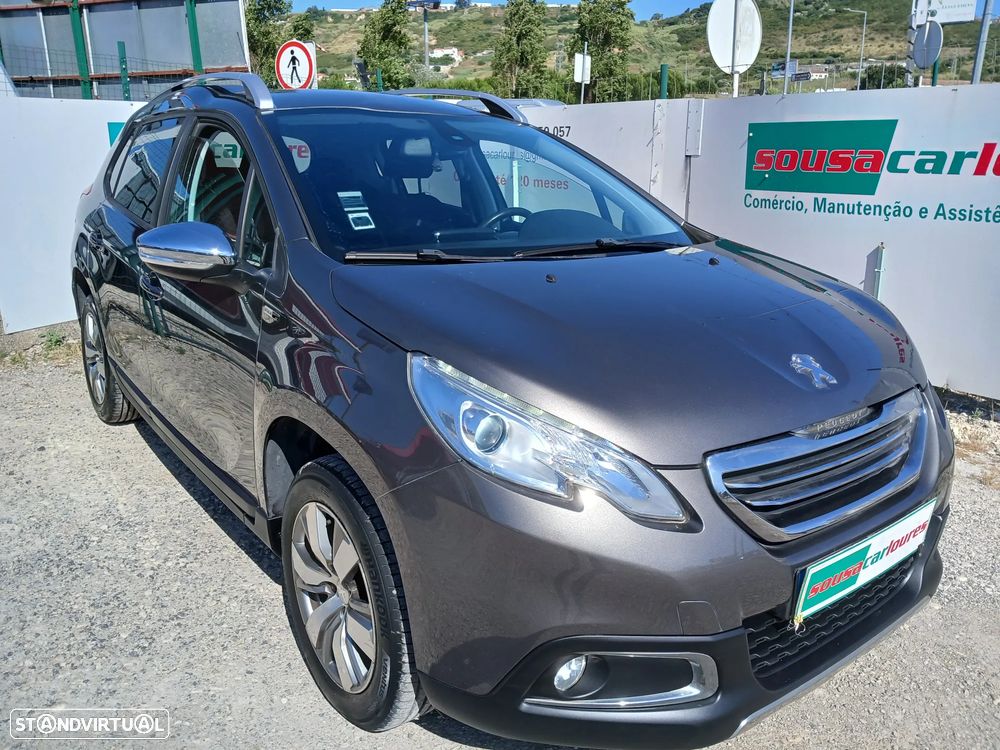 Peugeot 2008 1.2 PureTech Style - 5