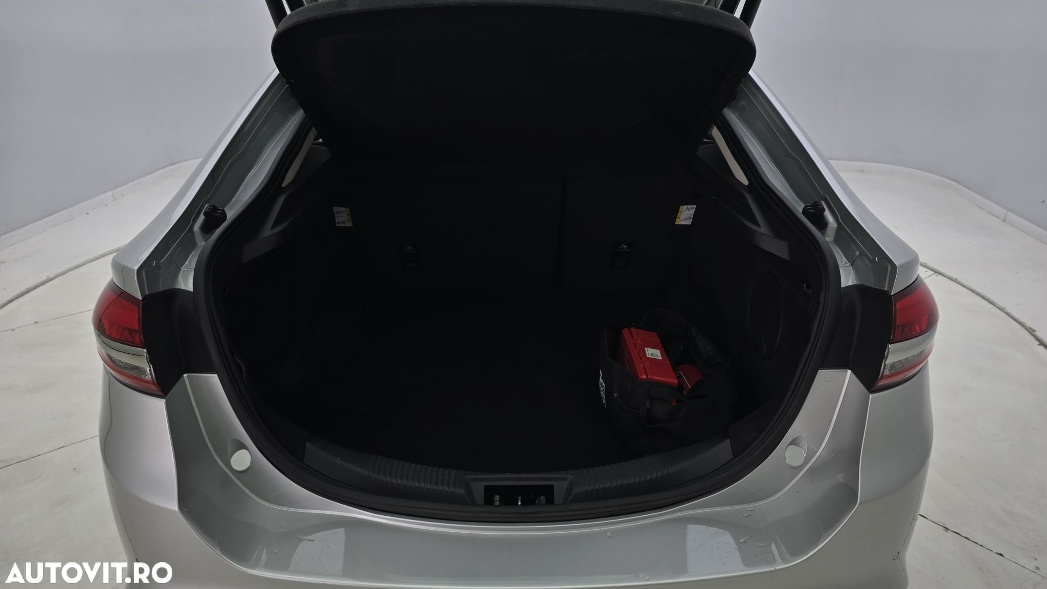Ford Mondeo - 25