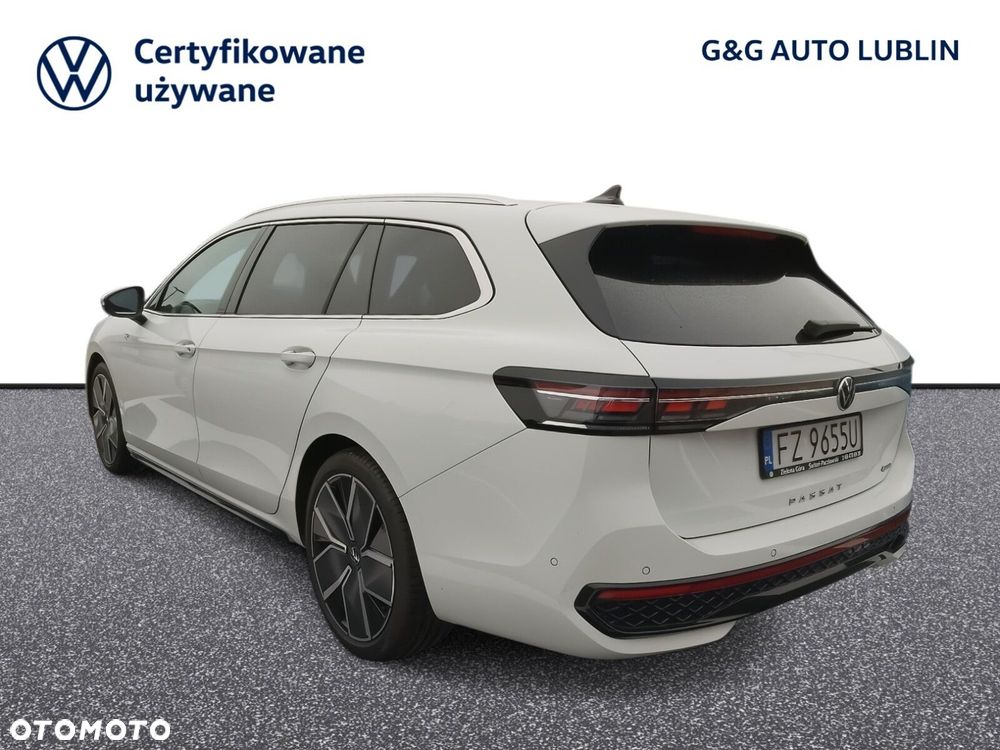 Volkswagen Passat - 3