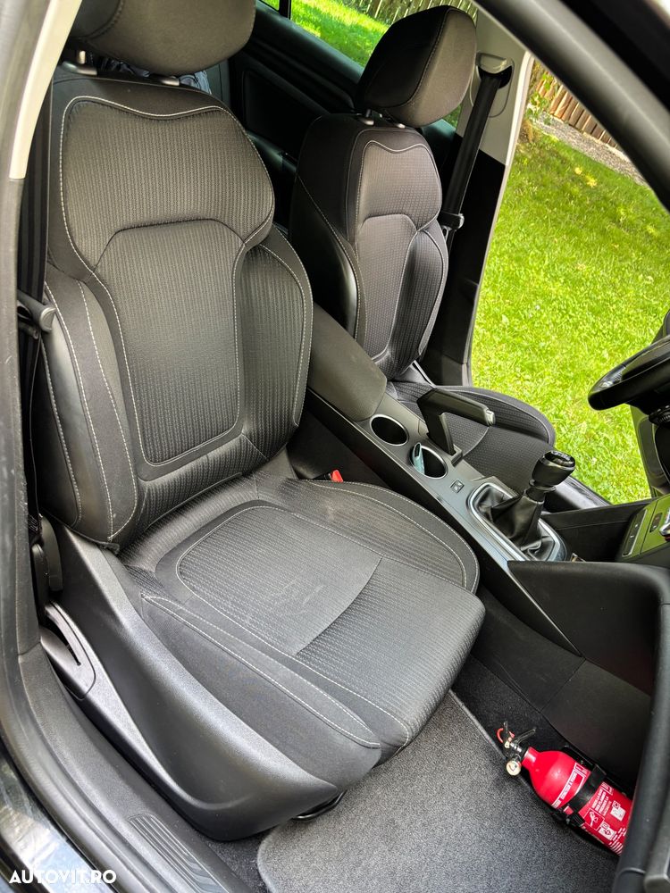 Renault Megane - 5