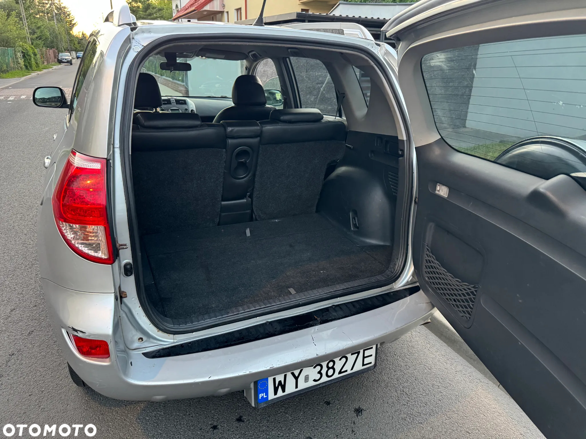 Toyota RAV4 2.0 VVT-i Sol - 25