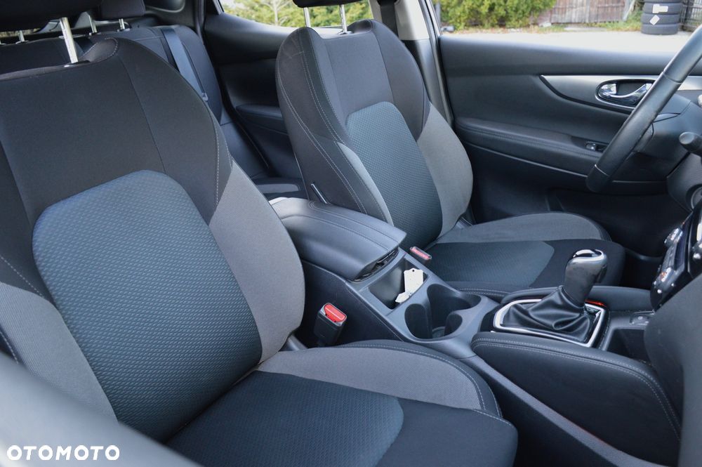 Nissan Qashqai 1.3 DIG-T DCT TEKNA - 27