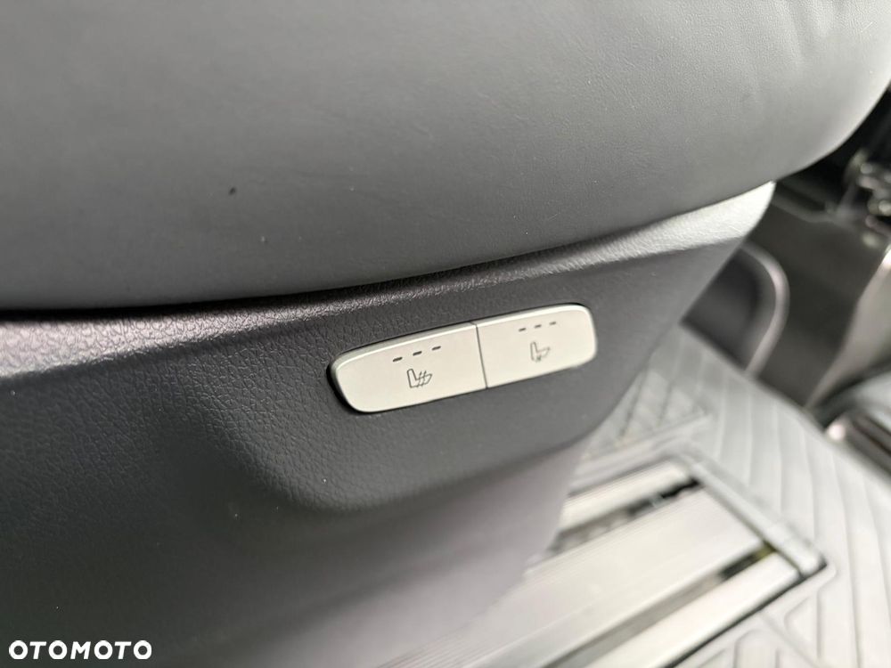 Mercedes-Benz Klasa V 300 d 4-Matic Avantgarde 9G-Tronic (d³ugi) - 25