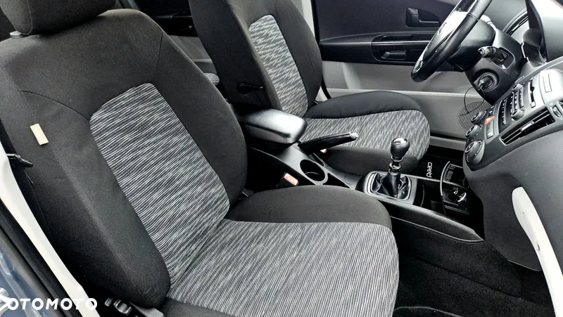 Kia Ceed Cee'd 1.6 Comfort - 14