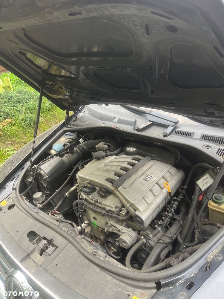 Volkswagen Touareg 3.2 V6 Tiptr - 14