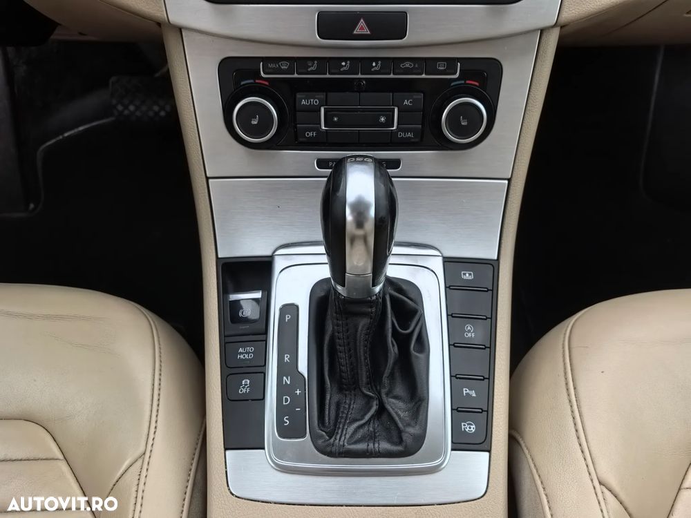 Volkswagen Passat 2.0 TDI BlueMotion Tehnology Highline DSG - 12