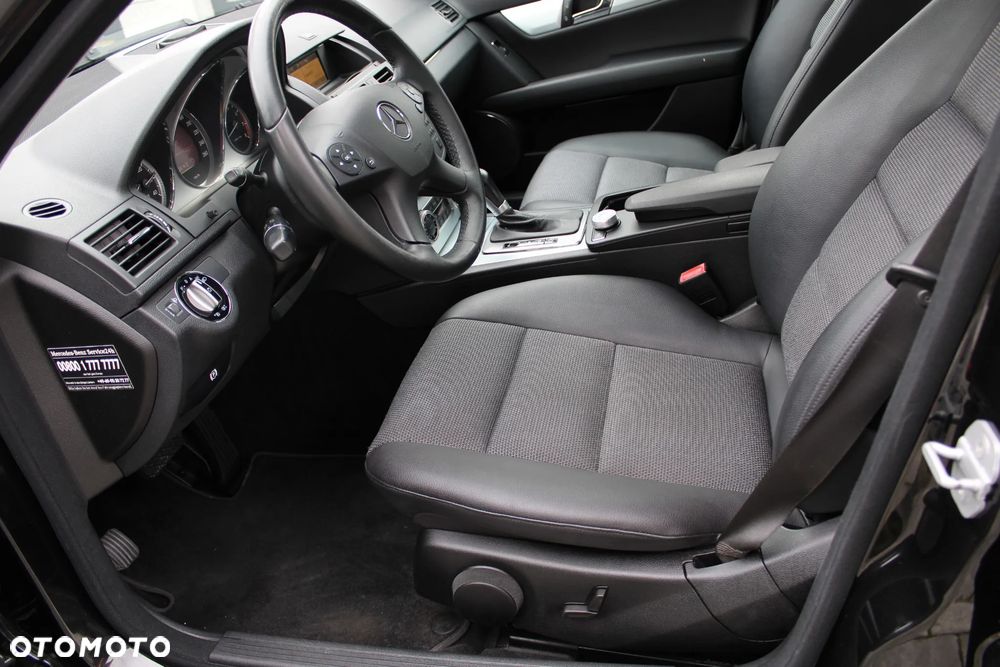 Mercedes-Benz Klasa C 200 7G-TRONIC Avantgarde Edition - 6