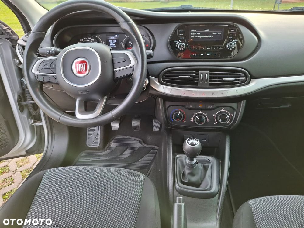 Fiat Tipo 1.4 16v Easy EU6d - 20