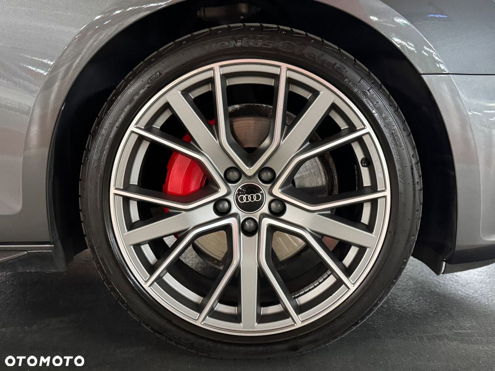 Audi A4 Avant 40 TDI quattro S tronic S line - 13