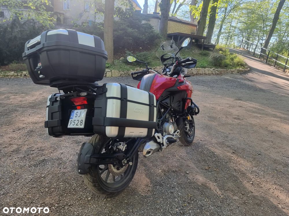 Benelli TRK 502 - 3