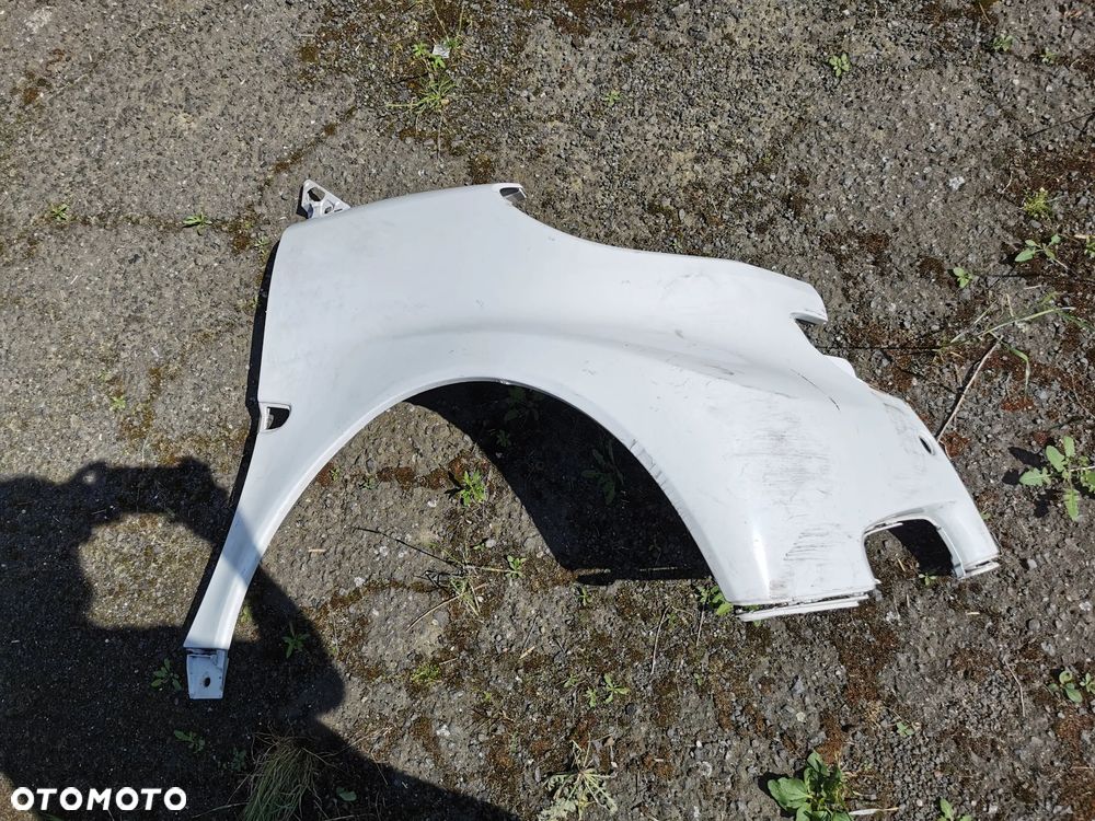 Smart ForTwo II w451 Błotnik prawy przód przedni - 1
