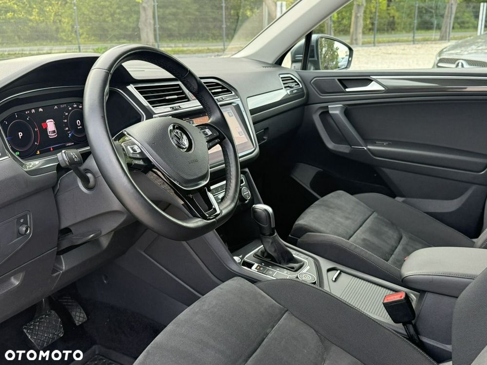 Volkswagen Tiguan Allspace - 11