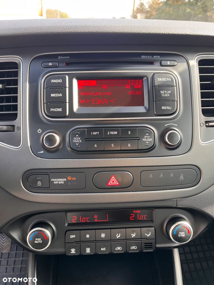 Kia Carens 1.6 GDI L - 9