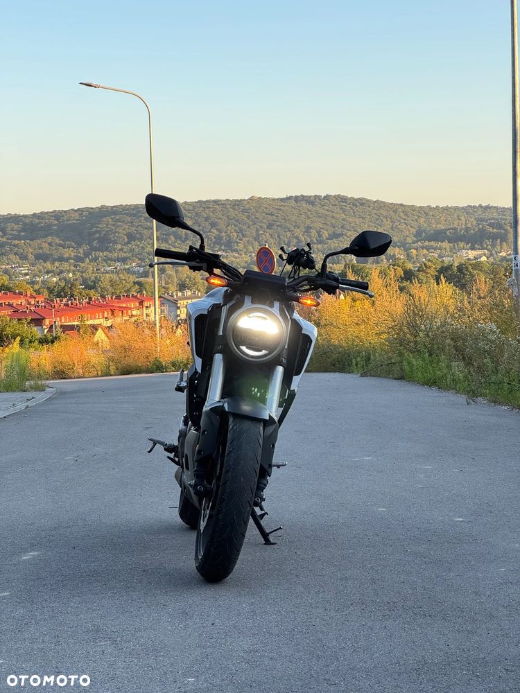 Honda CBR - 9
