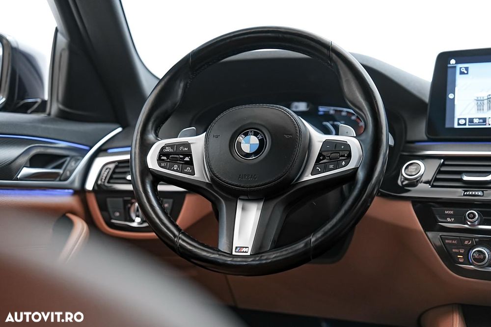 BMW Seria 5 520d Aut. M Sport Edition - 19