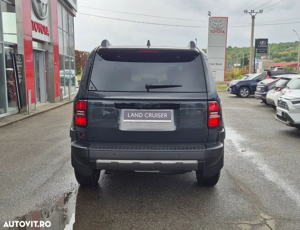 Toyota Land Cruiser 250 2.8l D-4D 204 CP A/T 7 locuri Luxury - 8