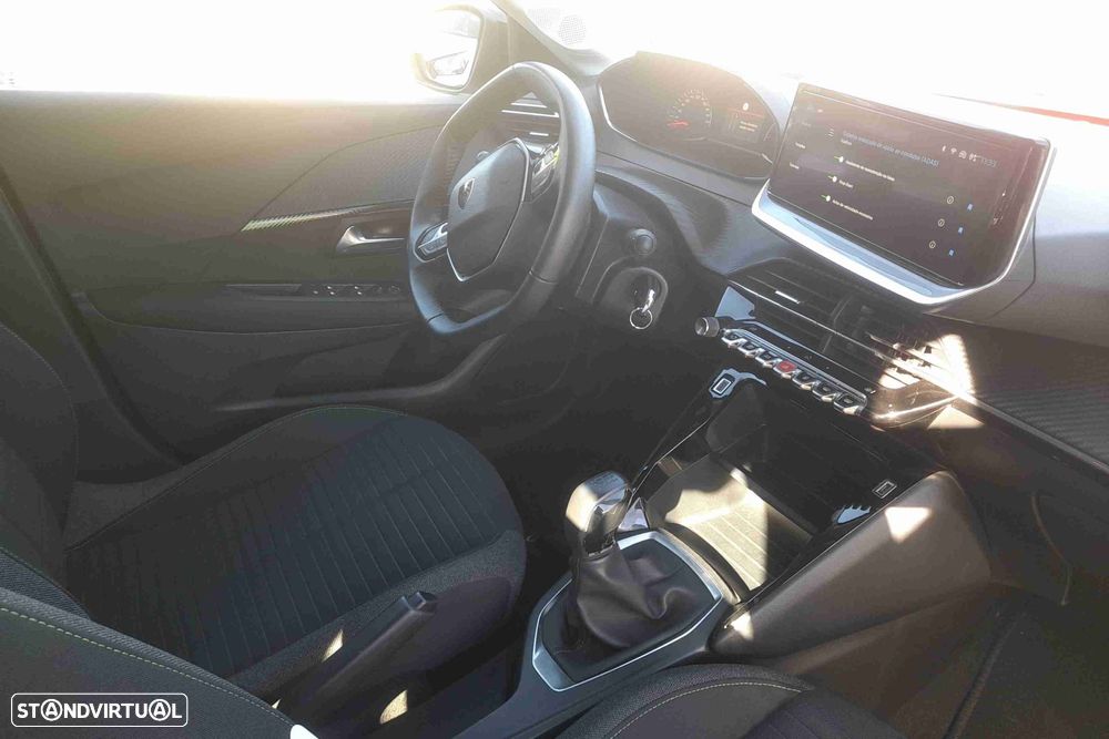 Peugeot 208 1.2 PureTech Active - 8