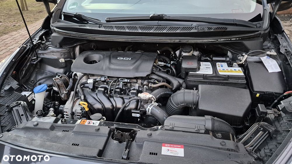 Kia Ceed 1.6 GDI ISG Spirit - 22
