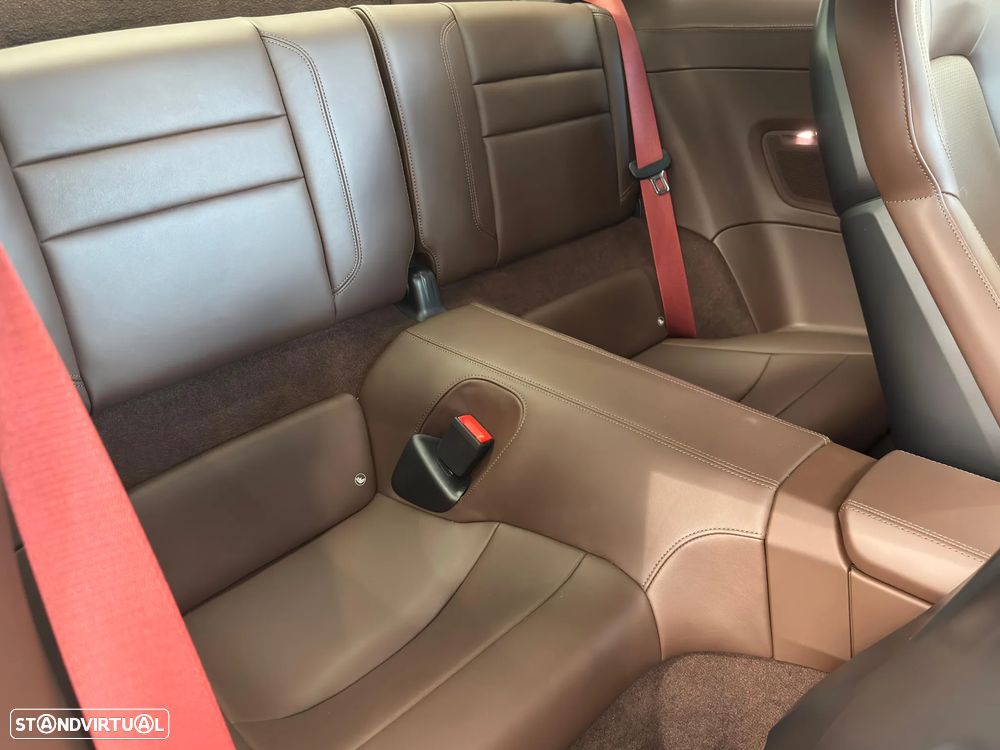 Porsche 911 (992) Carrera 4 GTS - 35