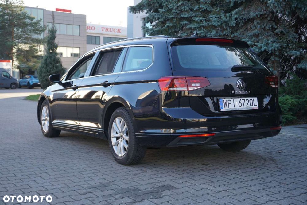 Volkswagen Passat - 7
