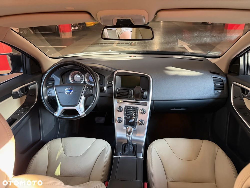 Volvo XC 60 2.4D AWD Summum - 5