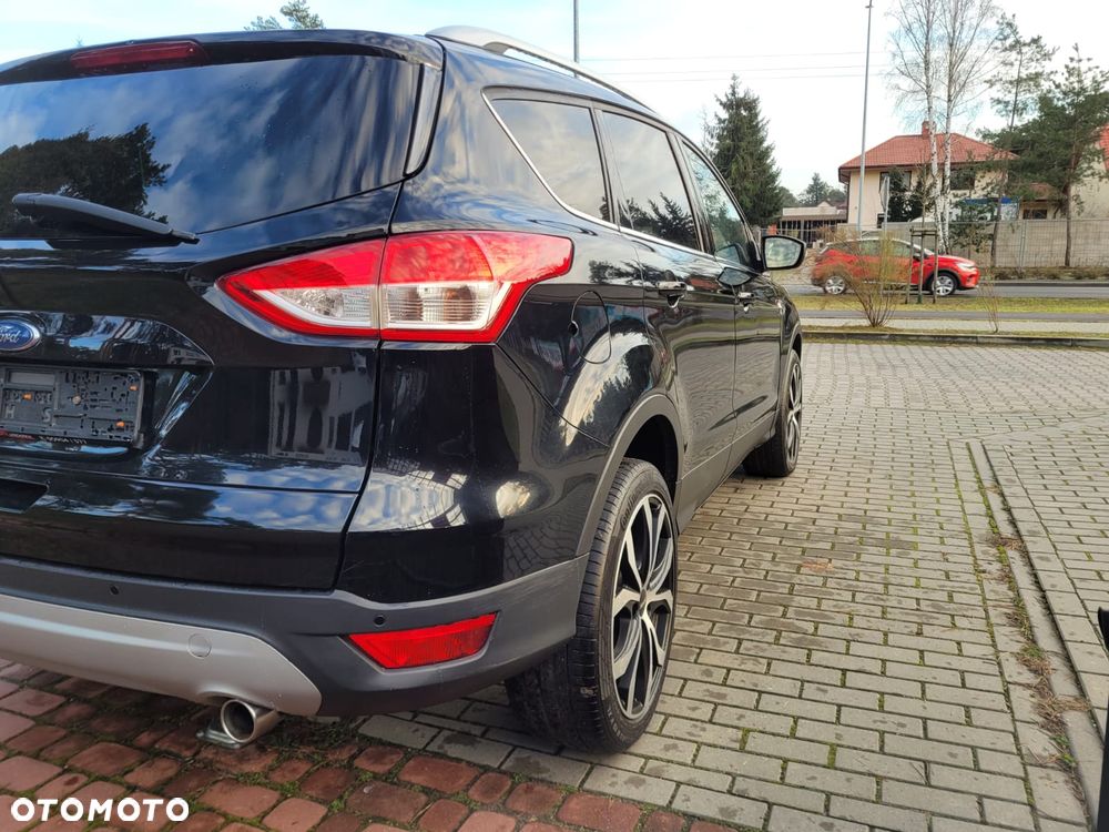 Ford Kuga 2.0 TDCi 2x4 Titanium - 22