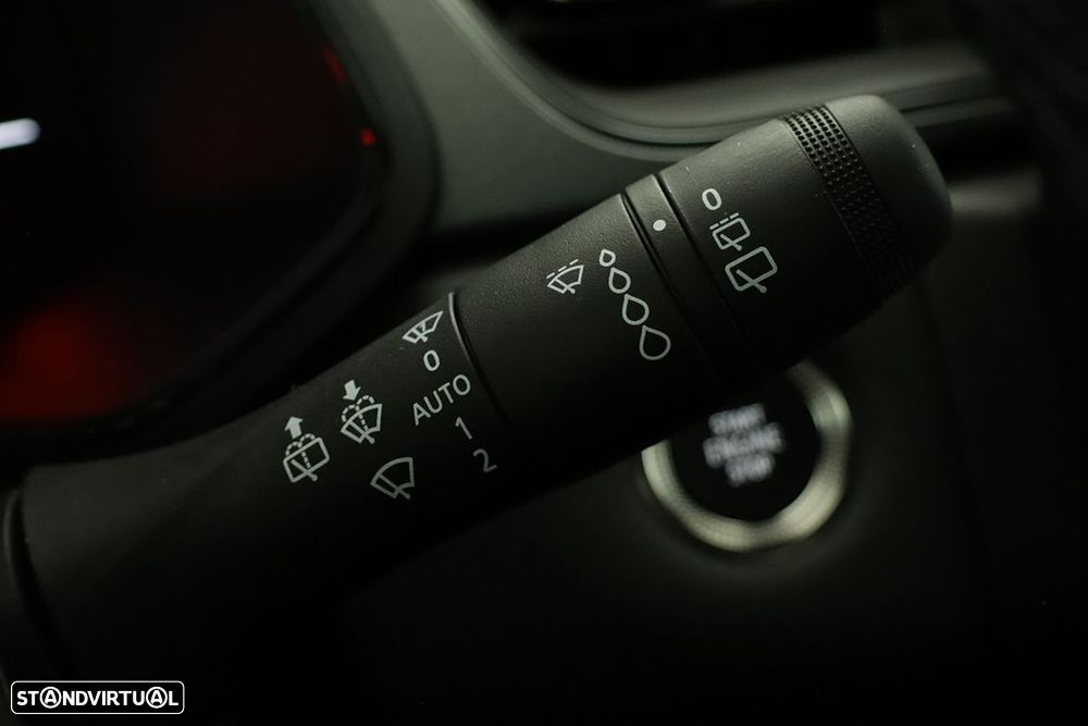 Renault Captur 1.0 TCe Techno Bi-Fuel - 17