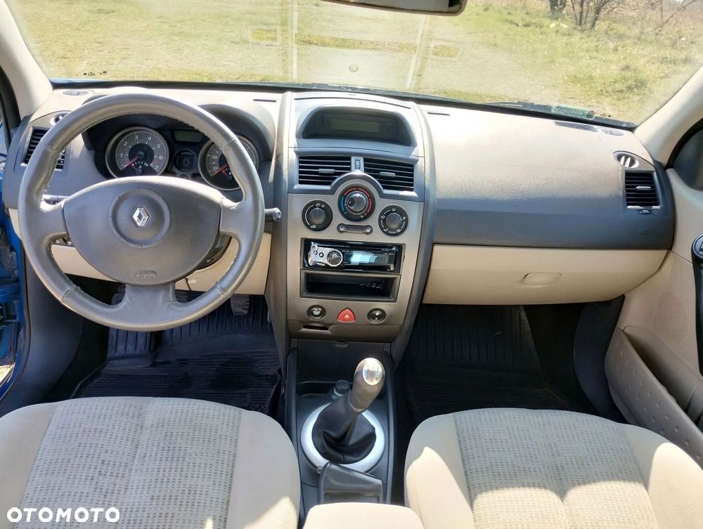 Renault Megane 1.4 16V Authentique - 5