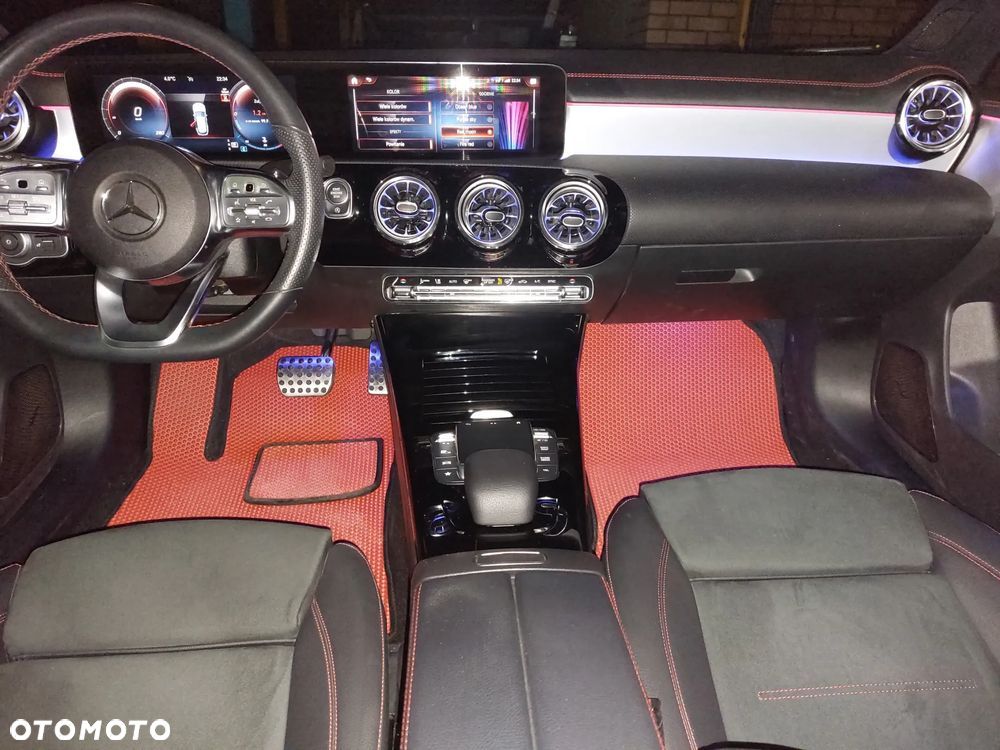 Mercedes-Benz CLA 250 4-Matic AMG Line 7G-DCT - 26