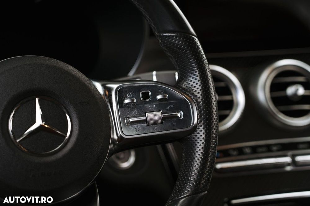 Mercedes-Benz GLC 300 d 4MATIC - 23